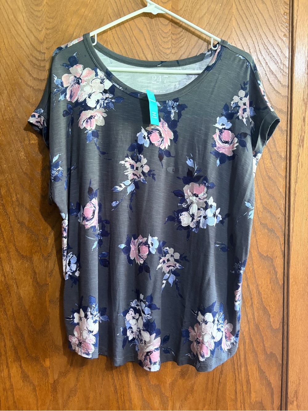 Maurices 24/7 Large Clara Floral Tee NWT